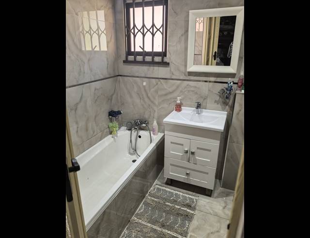 2 BEDROOM TOWNHOUSE FOR SALE IN BELLAIR